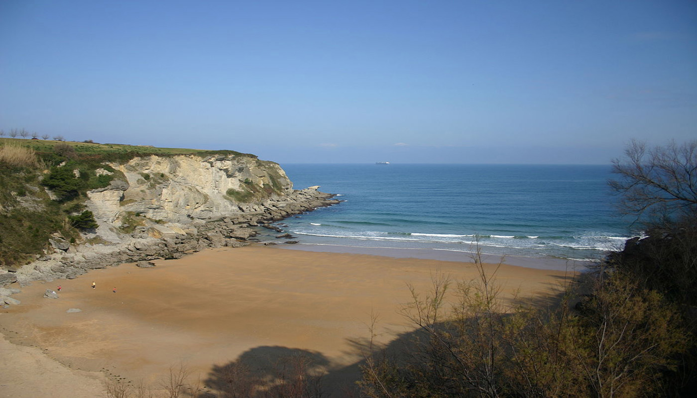 Mataleñas est l'une des douze plages que compte la ville