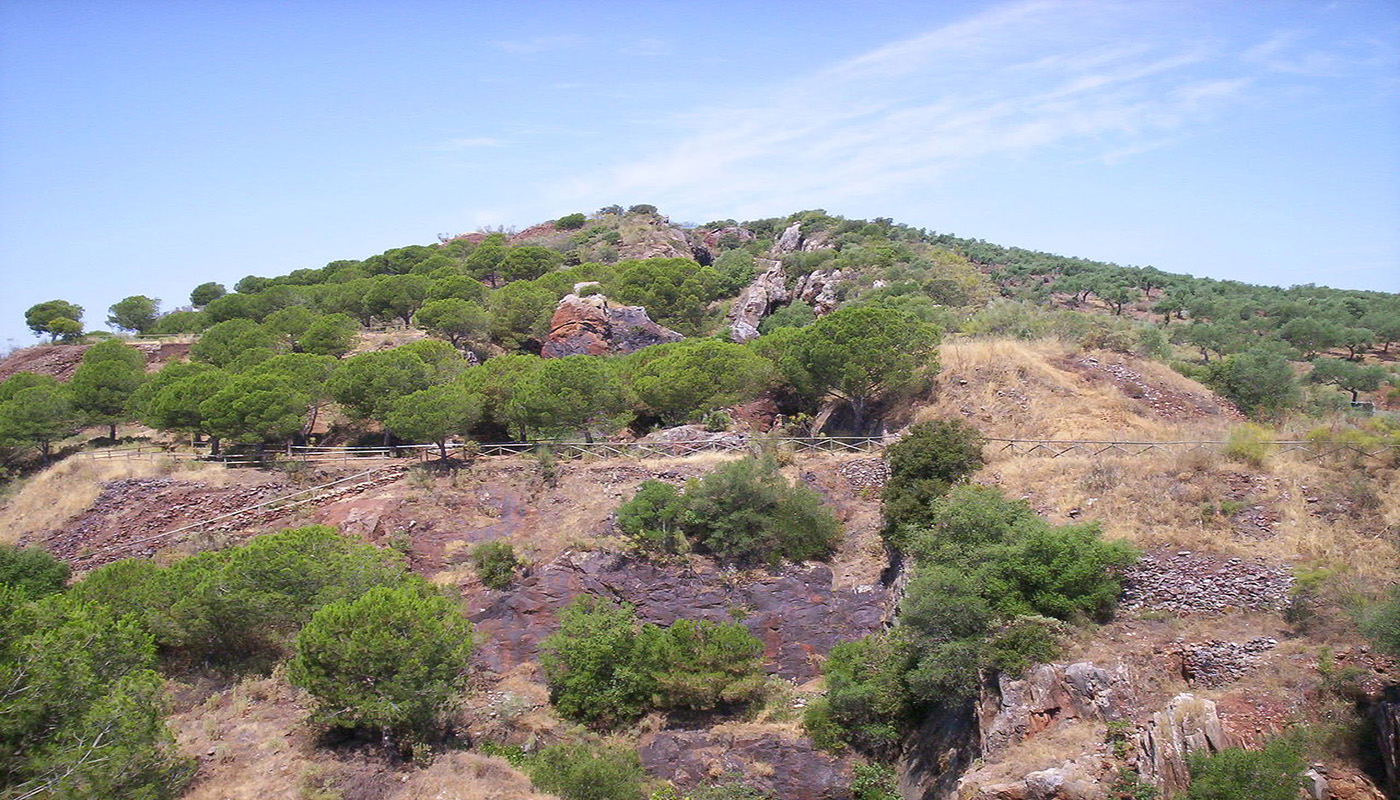 Mina la Jayona - Fuente del Arco (Badajoz, España) - Vistas desde el acceso al nivel 4